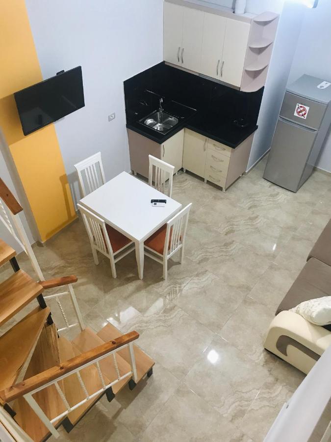 Crown Deluxe Apartments Sarandë Exterior foto