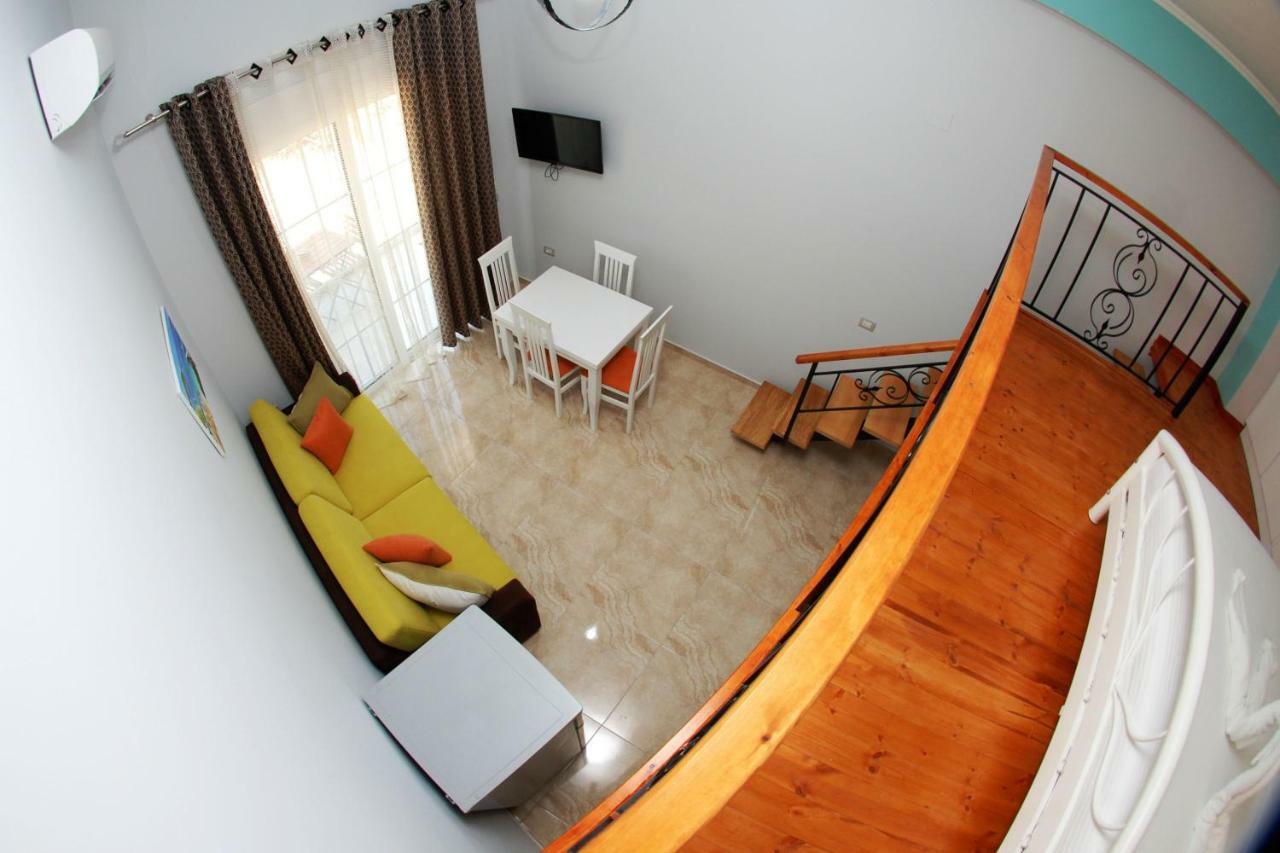 Crown Deluxe Apartments Sarandë Exterior foto